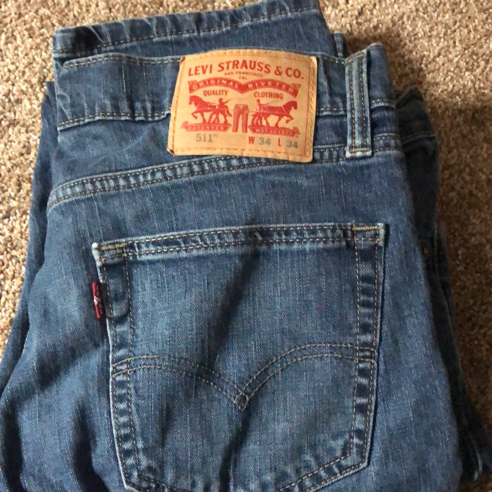 Jeans